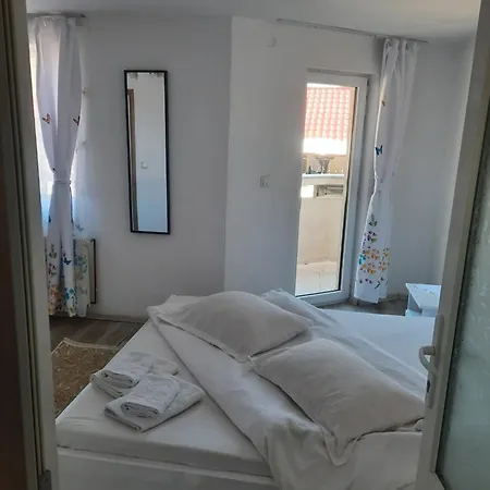 ゲストハウス Casa Viorica Si Luis Câmpulung Moldovenesc